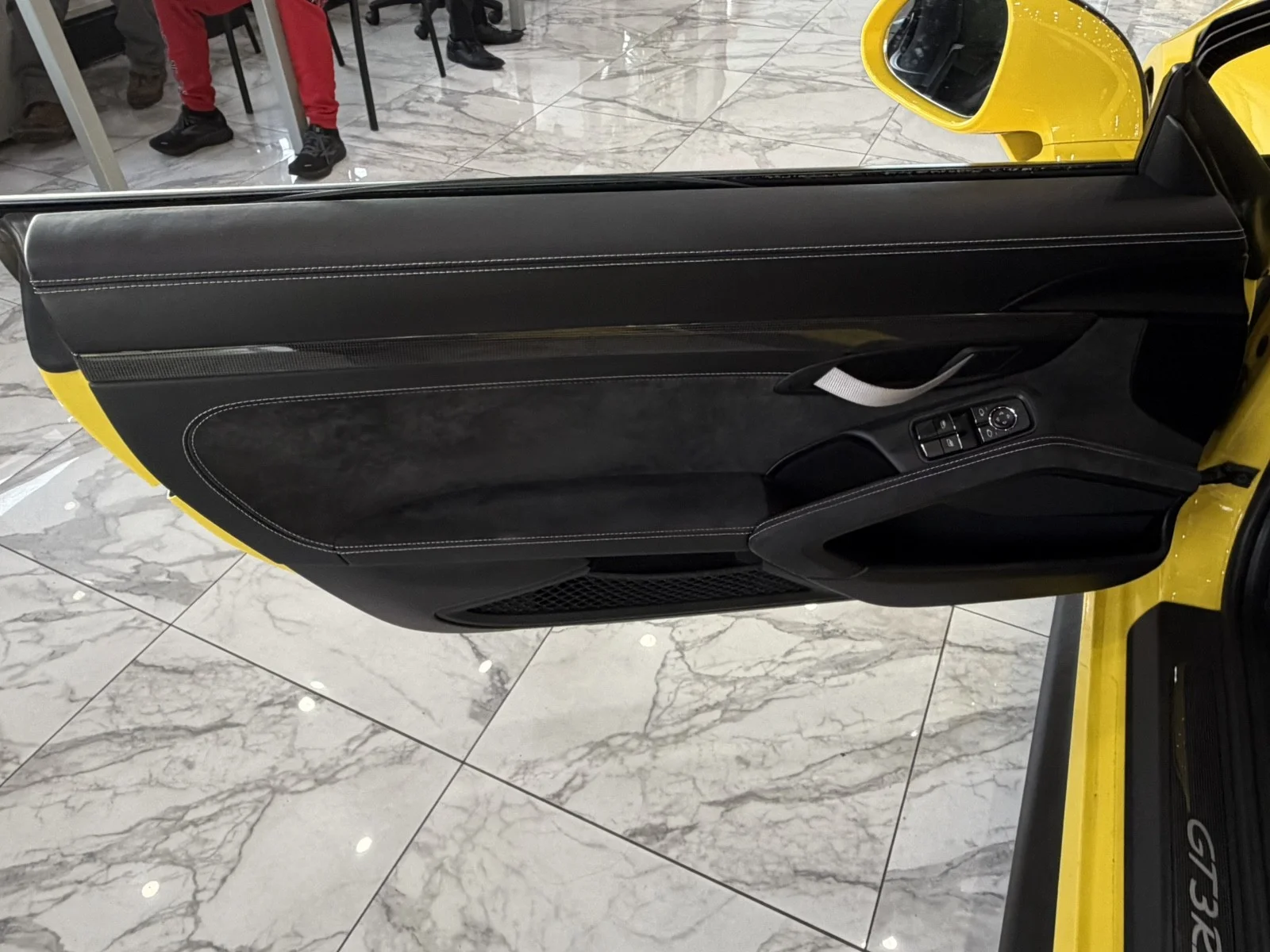 Used 2019 Racing Yellow Porsche GT3 RS Weissach Edition w/ Navi & rearCam image 30