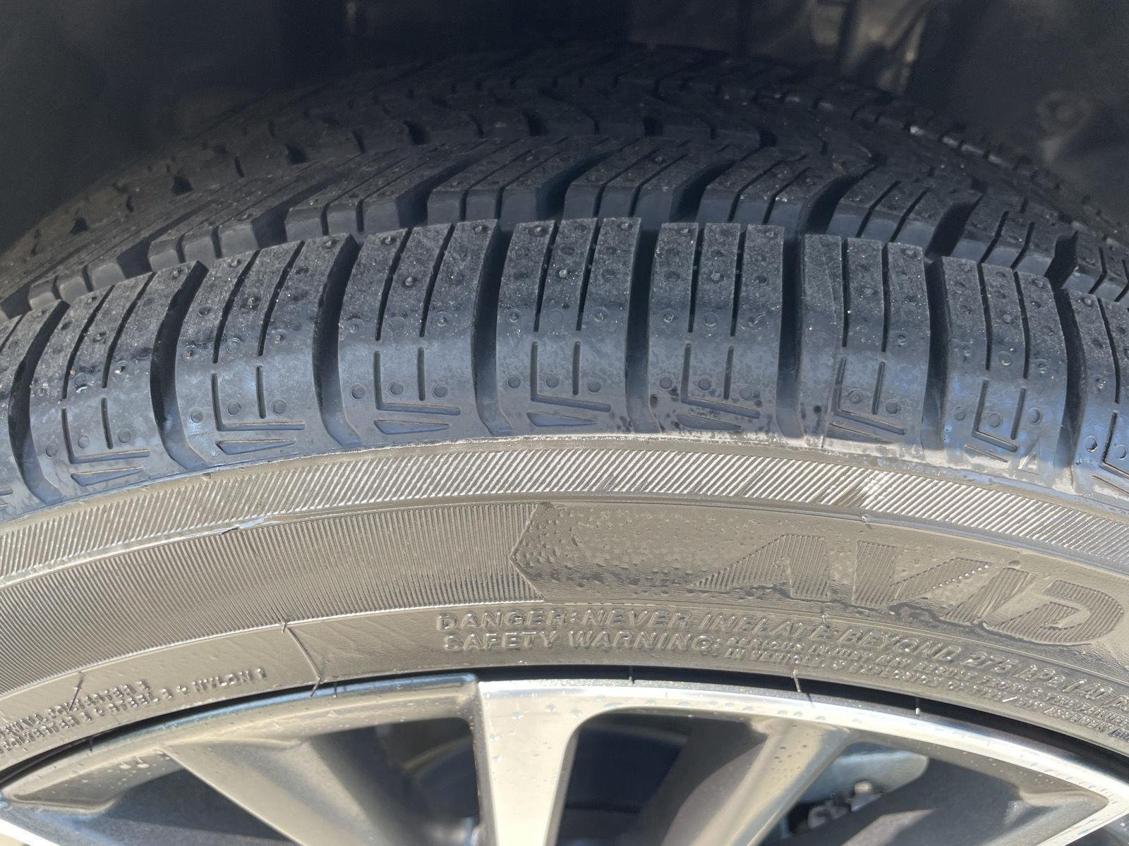 Used 2025 Iridium Lexus Base image 8