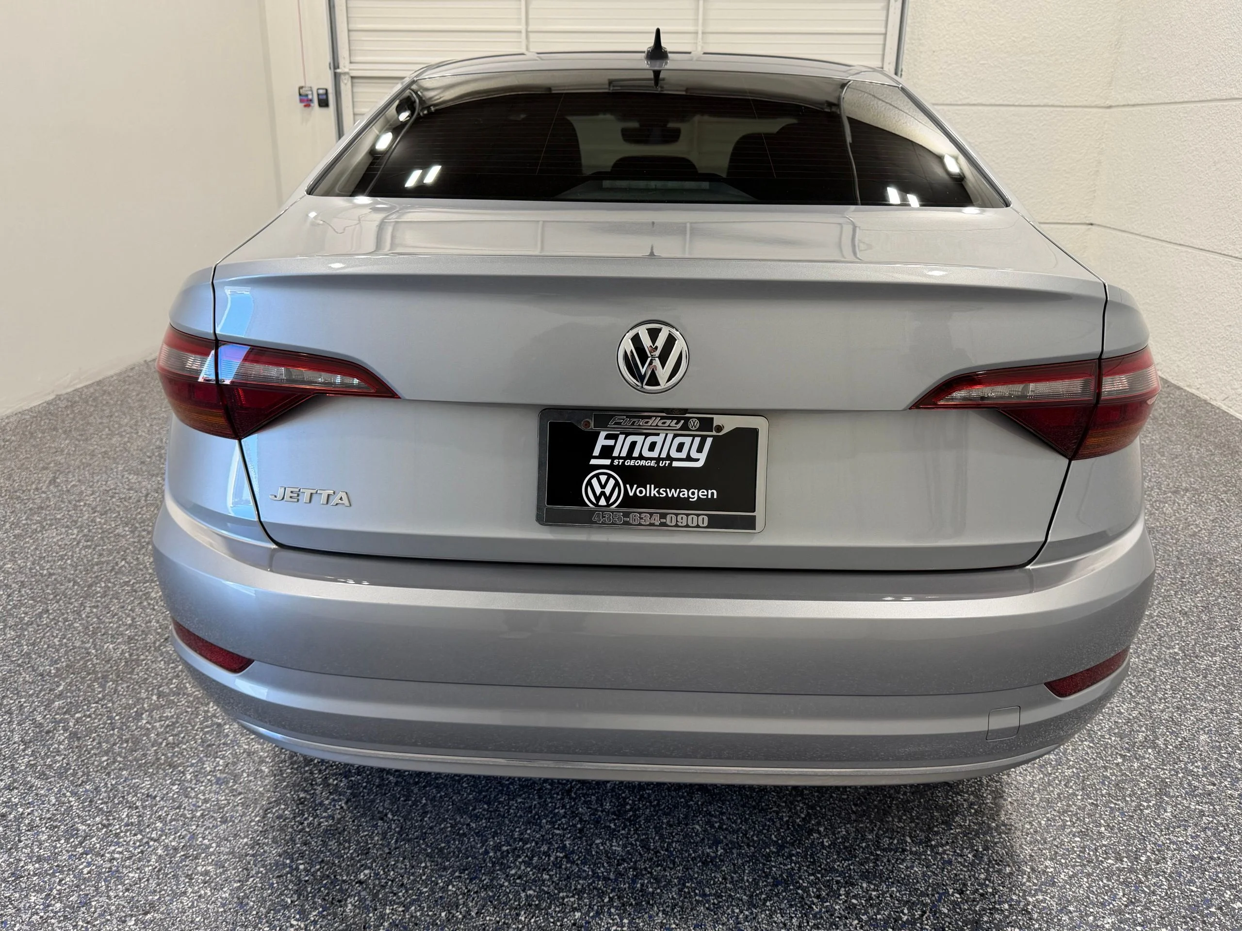 Used 2019 Silver Volkswagen SEL image 5