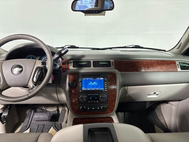 Used 2010 Silver Chevrolet LTZ image 30