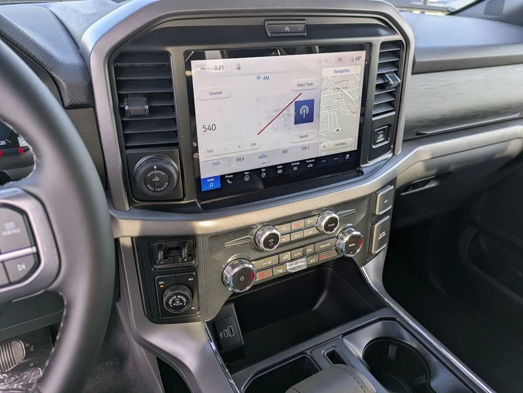 New 2026 Carbonized Gray Metallic Ford XLT image 32