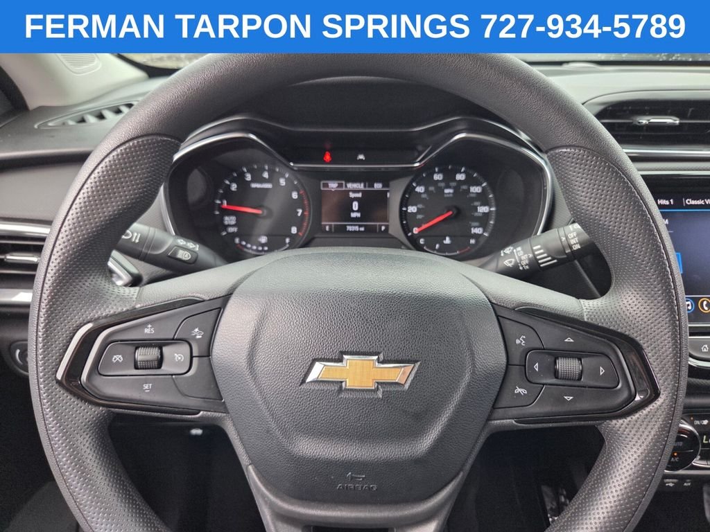 Used 2022 White Chevrolet LT image 31