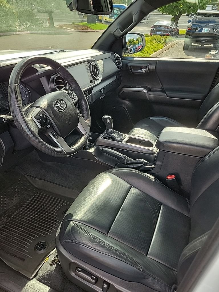 Used 2021 White Toyota TRD Off-Road image 11