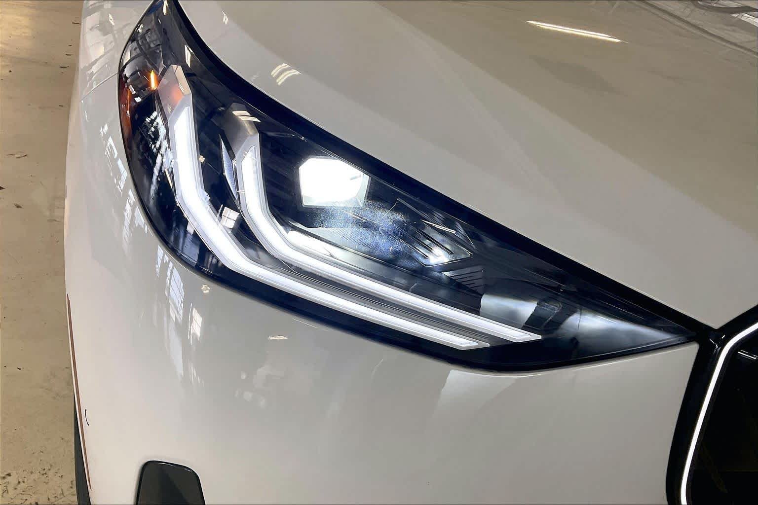 Used 2026 Alpine White BMW 30 xDrive image 13