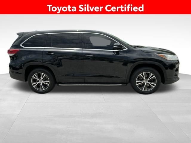 Used 2019 Black Toyota LE Plus image 4