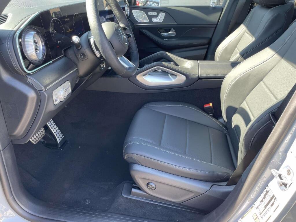 New 2027 MANUFAKTUR Alpine Grey Mercedes-Benz GLS 450 image 15