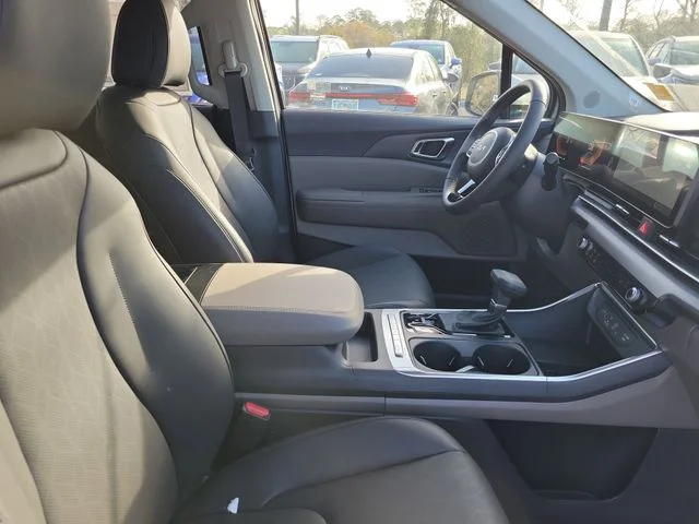 New 2026 Ivory Silver Kia EX image 34
