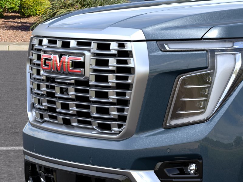 2026 GMC Yukon Denali - Photo 13