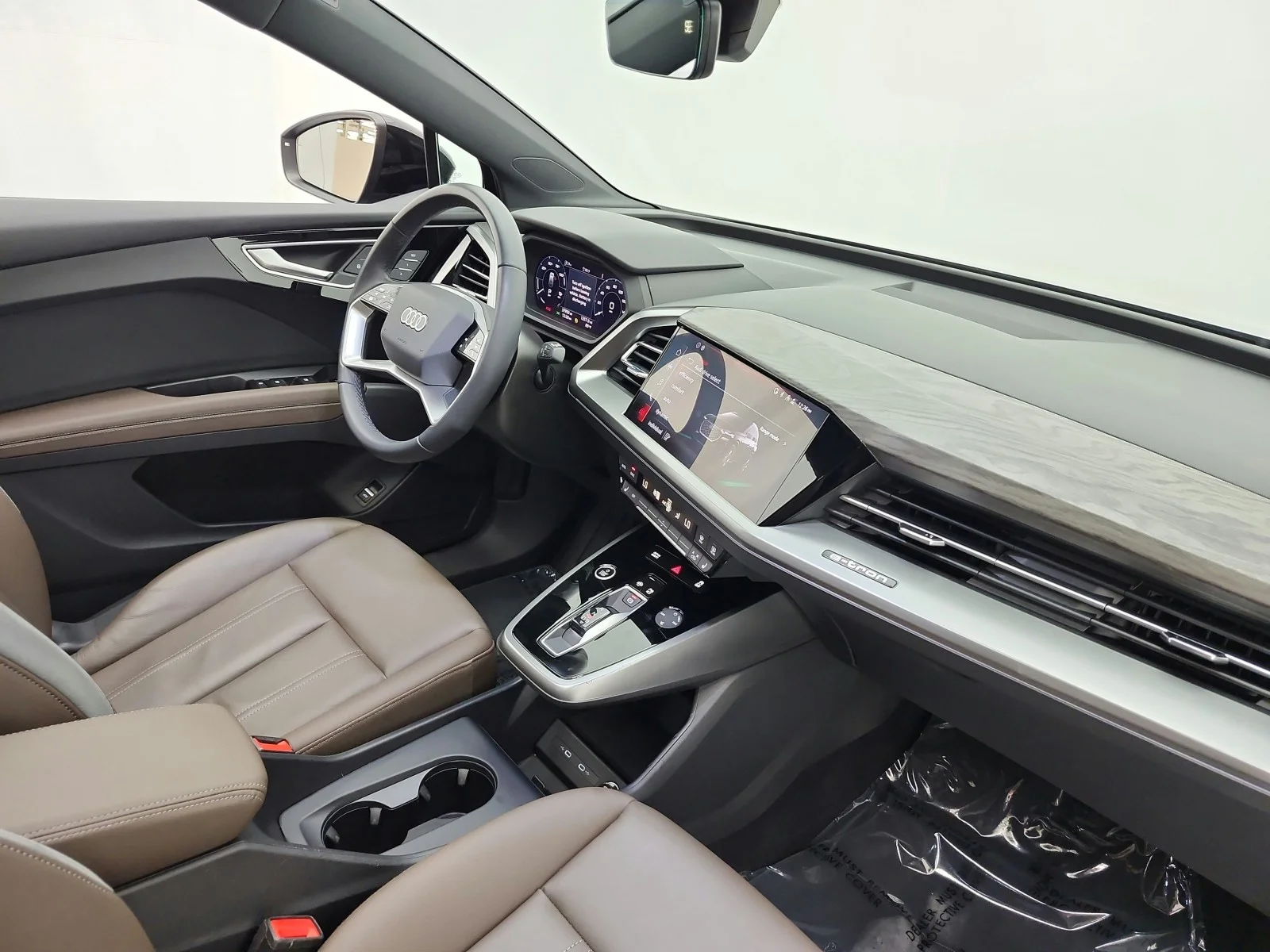Used 2023 Mythos Black Metallic Audi Premium 50 quattro image 18