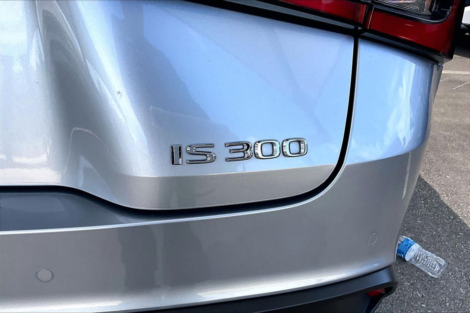 Used 2022 Iridium Lexus  image 10