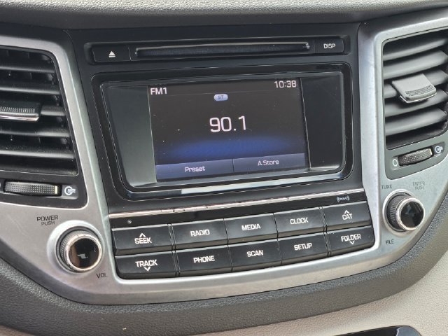Used 2016 Silver Hyundai Sport image 22