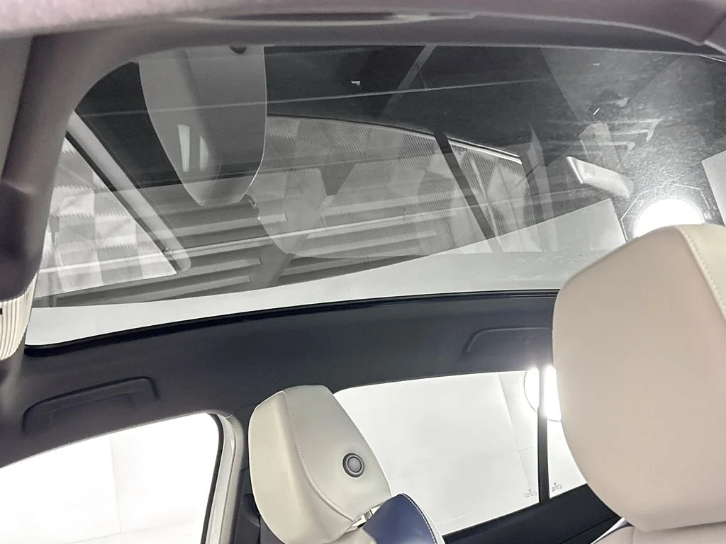 Certified Used 2025  Volkswagen Pro S Plus image 19