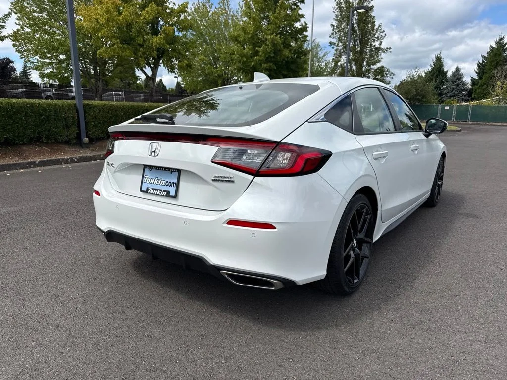Used 2024 Platinum White Pearl Honda Sport Touring image 7