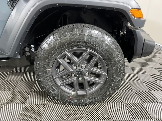 New 2026 Anvil Clear-Coat Exterior Paint Jeep Sport image 5