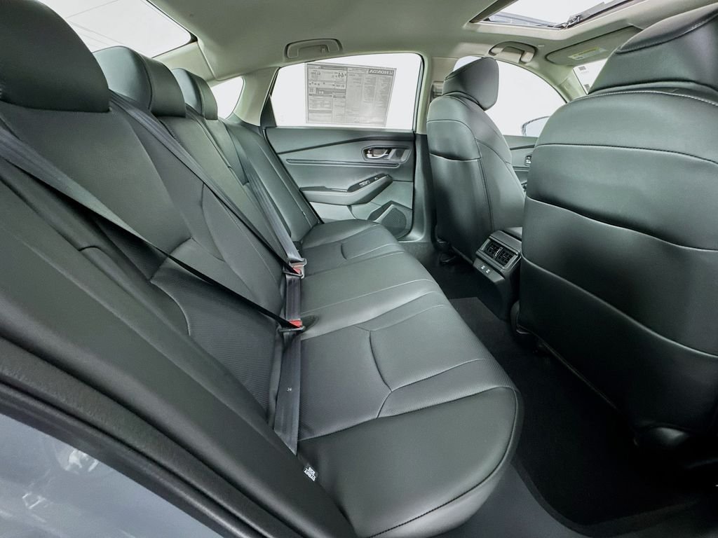 New 2026 Urban Gray Pearl Honda Touring image 38
