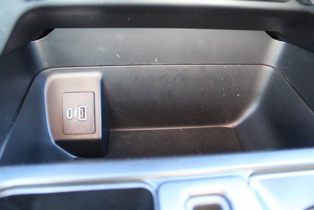 Used 2024  Ford XLT image 25