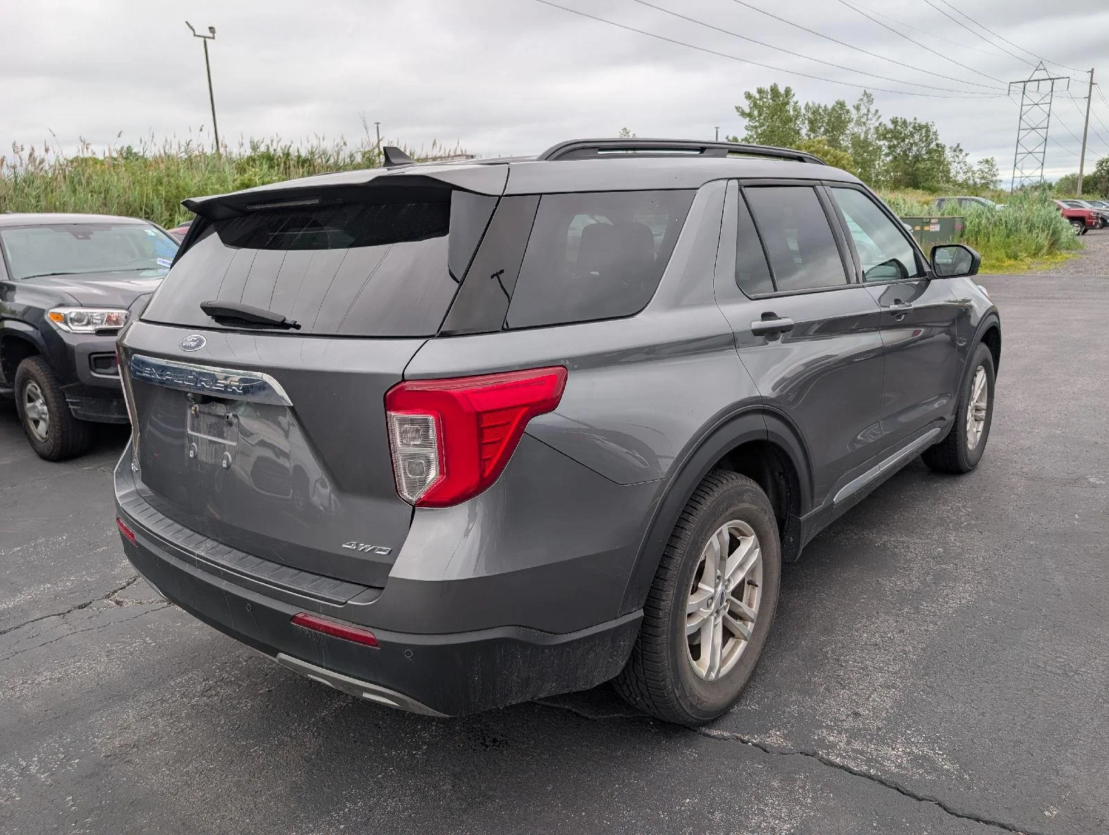 Used 2022 Carbonized Gray Ford XLT image 8