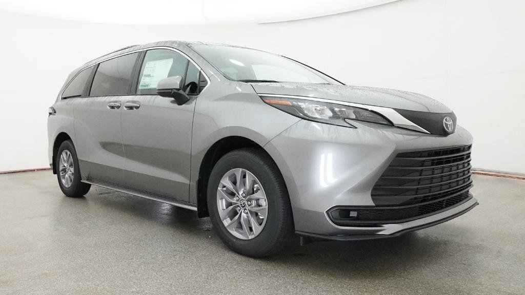 New 2026 Heavy Metallic Toyota LE image 18