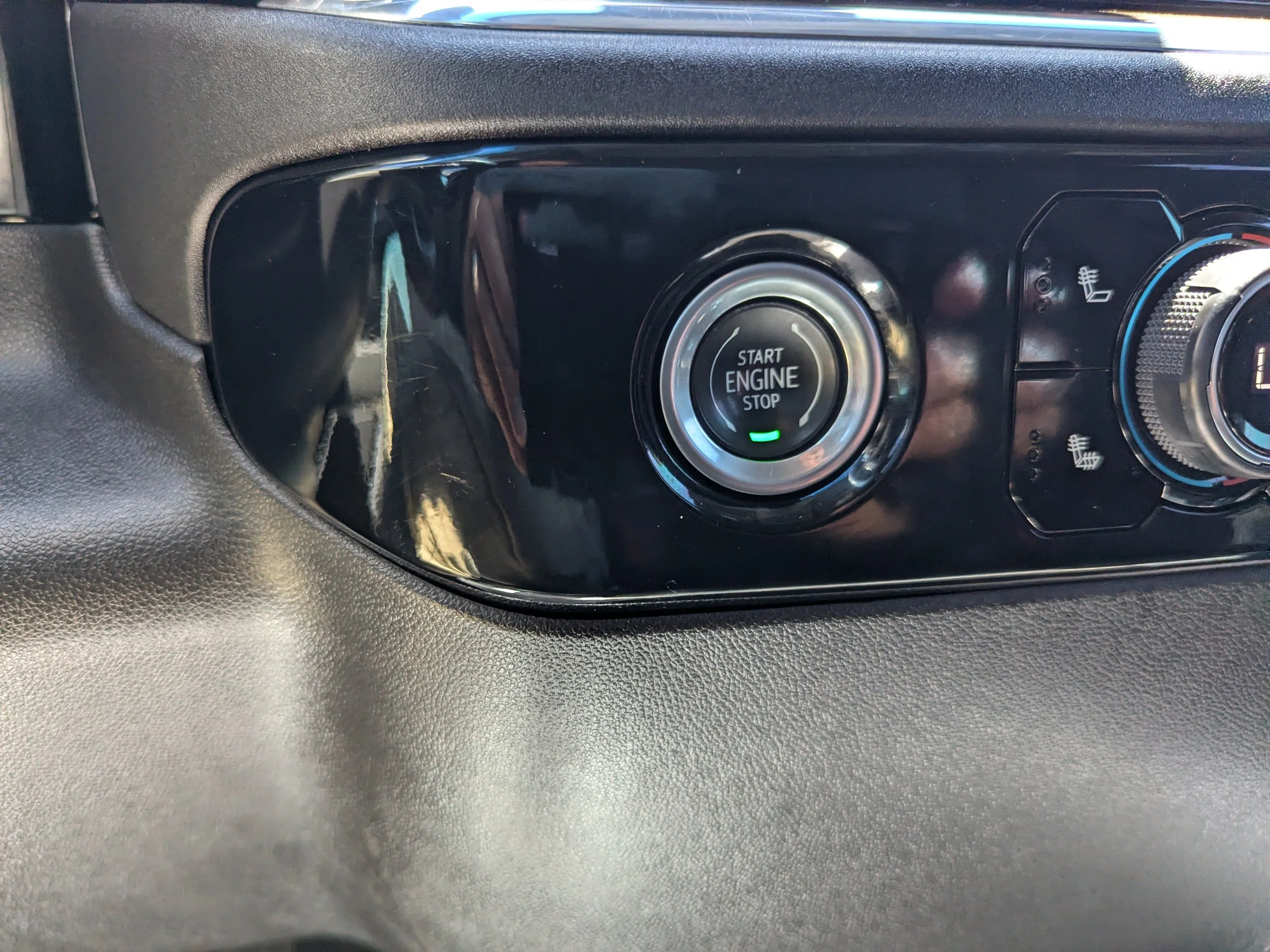 2024 Chevrolet Silverado 1500 LT - Photo 19