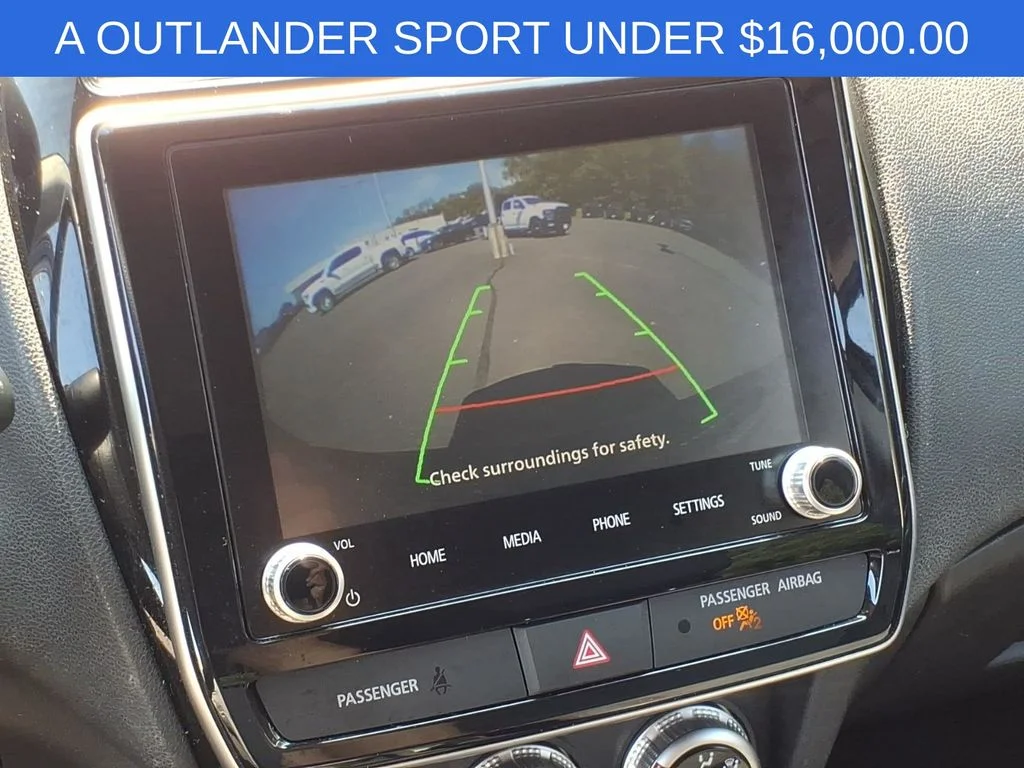 Used 2022 Black Mitsubishi 2.0 SE image 26