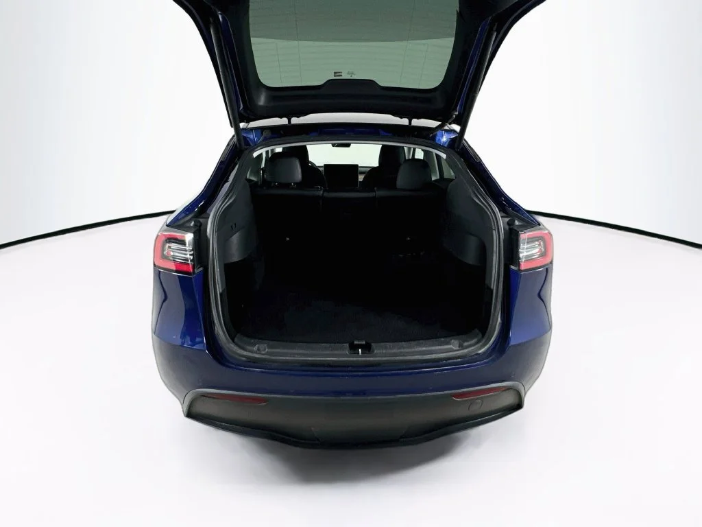 Used 2021 Deep Blue Metallic Tesla Long Range image 29