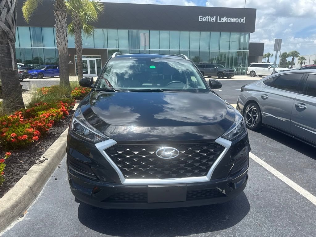 Used 2020 Black Hyundai Value image 10