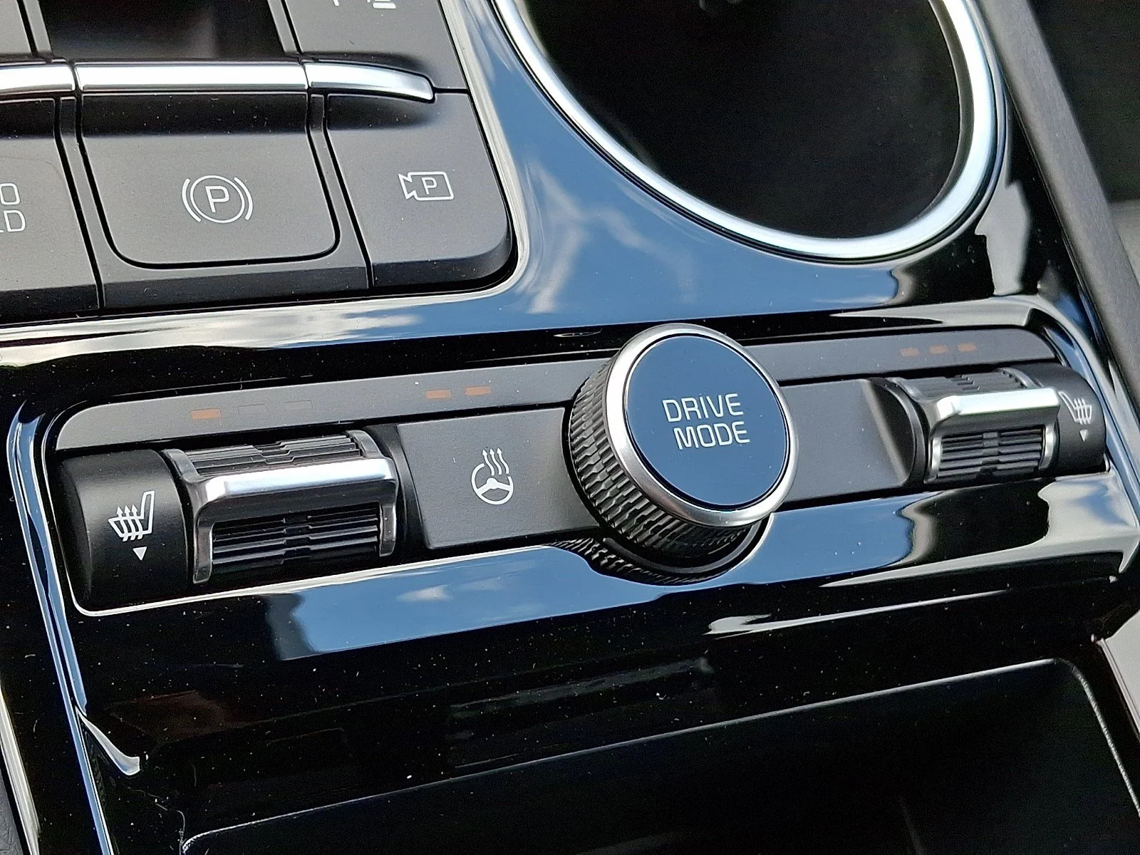 New 2026 Aurora Black Pearl Kia GT-Line AWD image 10