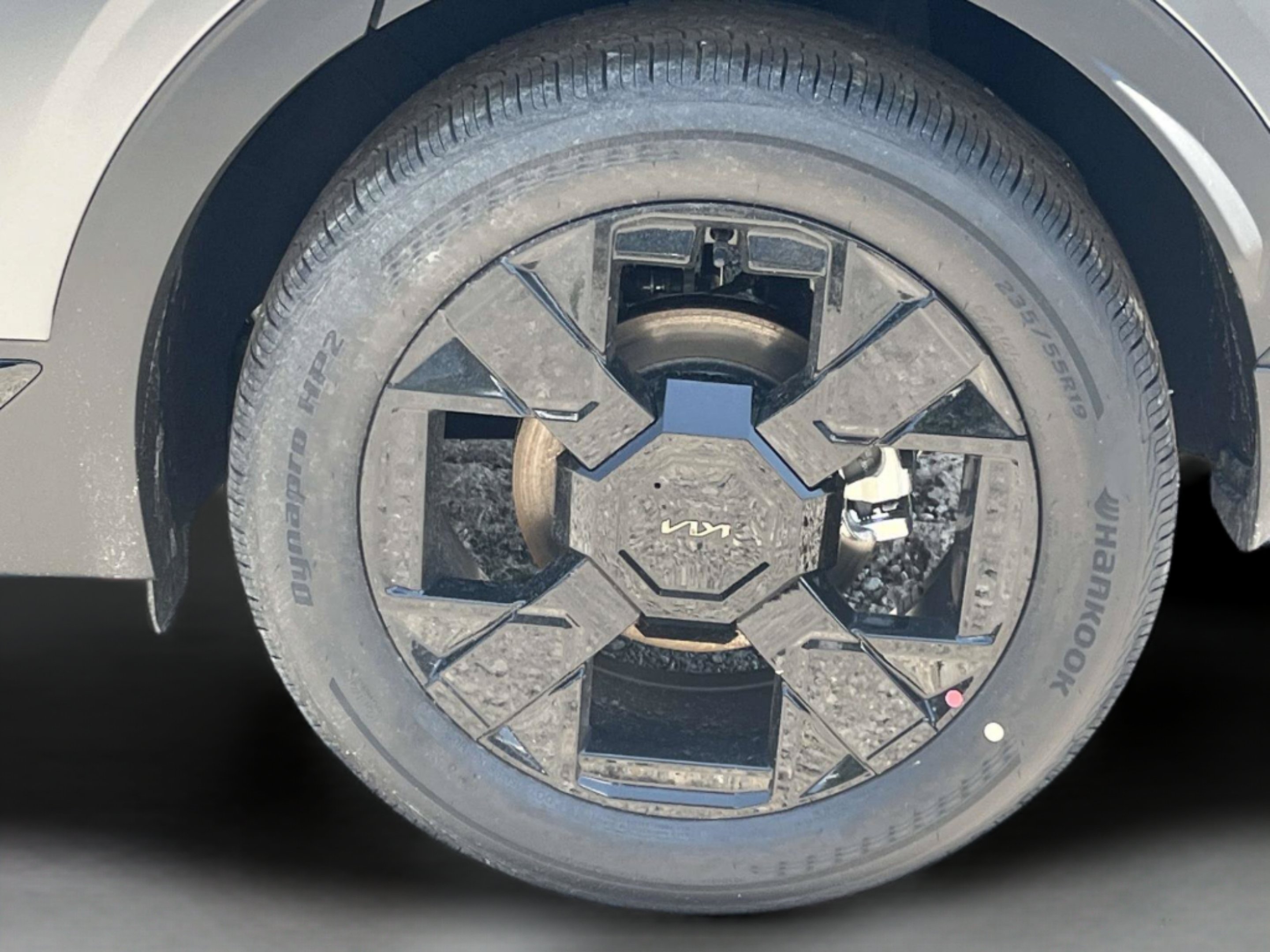 New 2026 Shadow Matte Gray Kia X-Line image 39