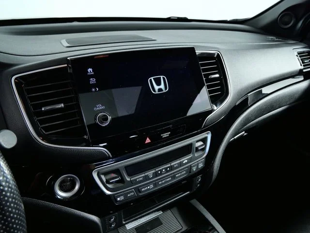 Certified Used 2020 White Honda Elite image 19