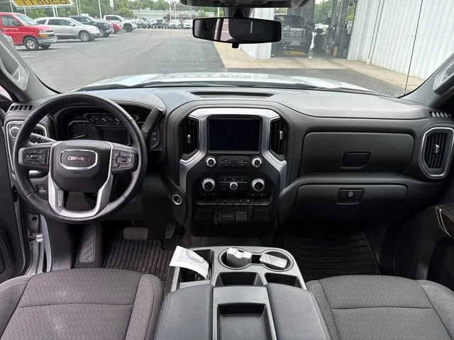 Used 2022 Quicksilver Metallic GMC Elevation image 15