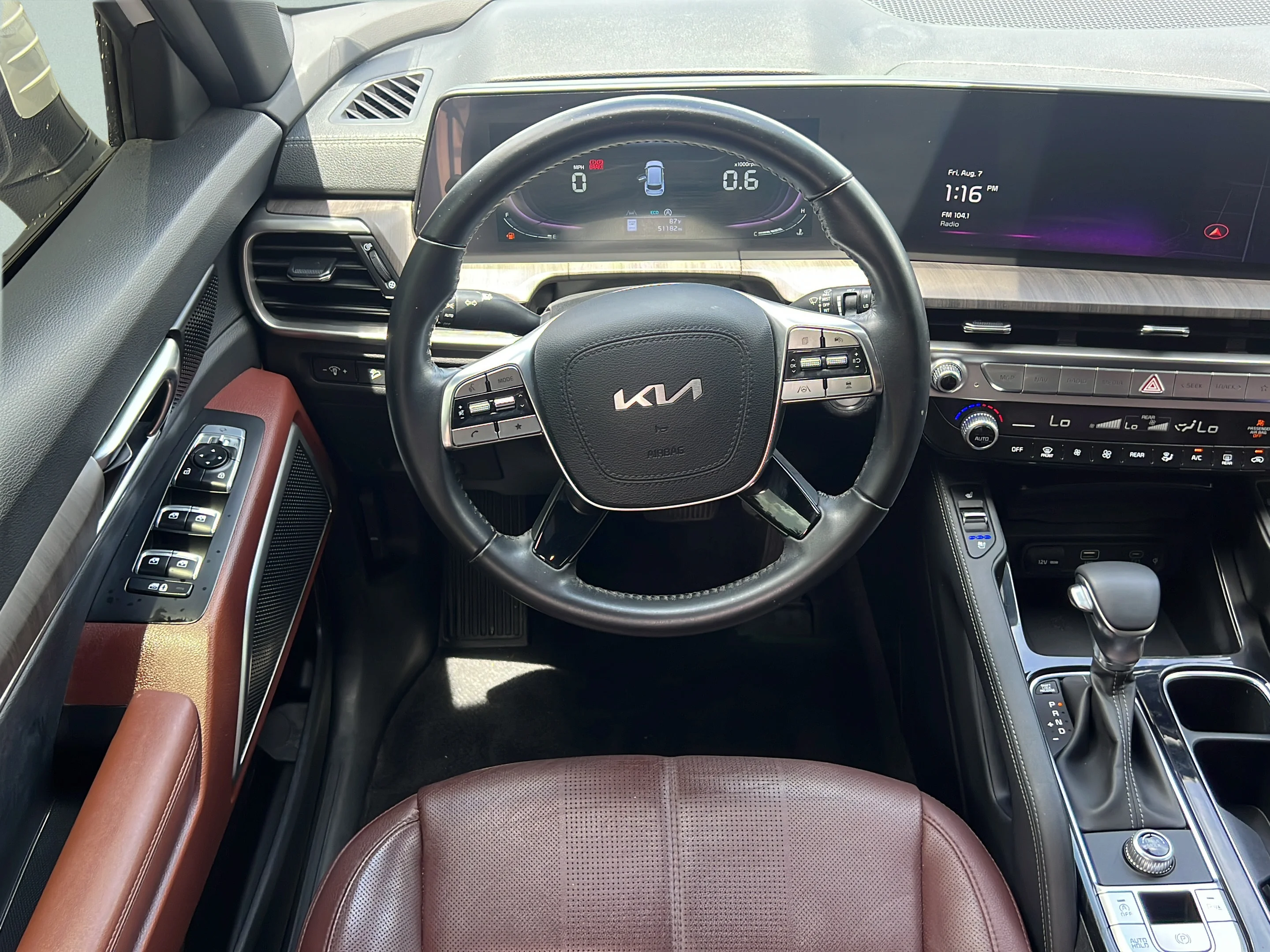 Used 2023 Glacial White Pearl Kia EX image 12