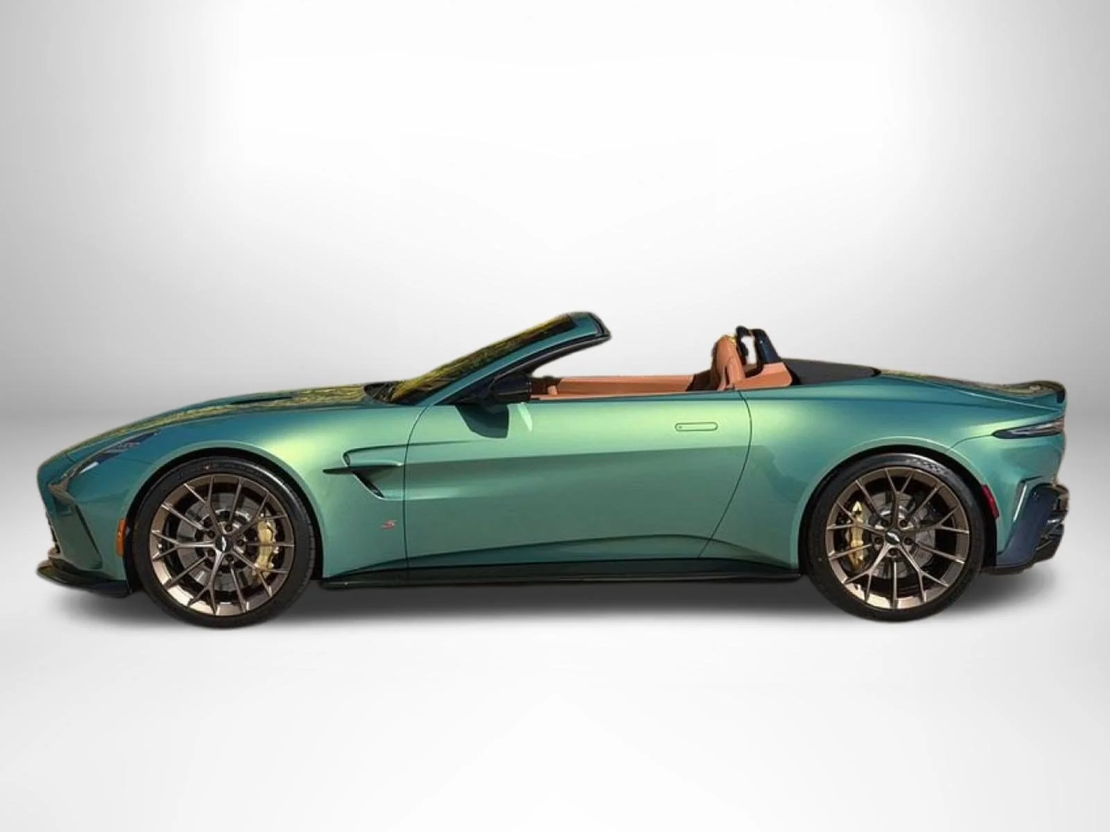 New 2026 Q Iridescent Emerald Aston Martin S Roadster image 18