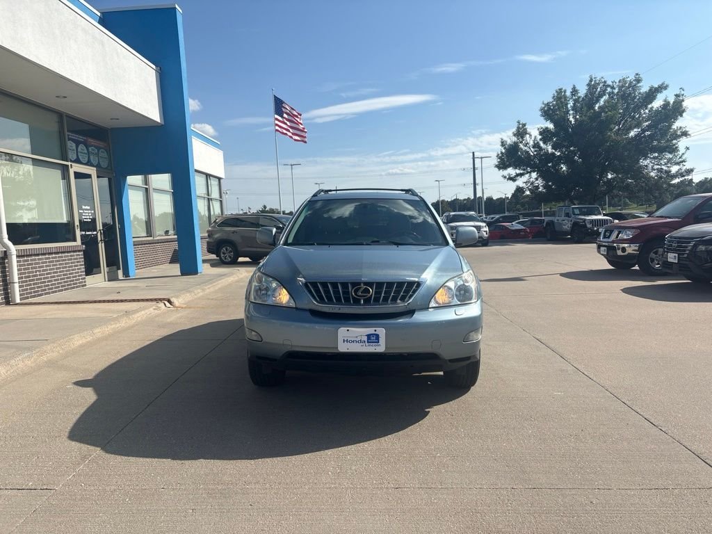 Used 2004 Blue Lexus 330 image 2