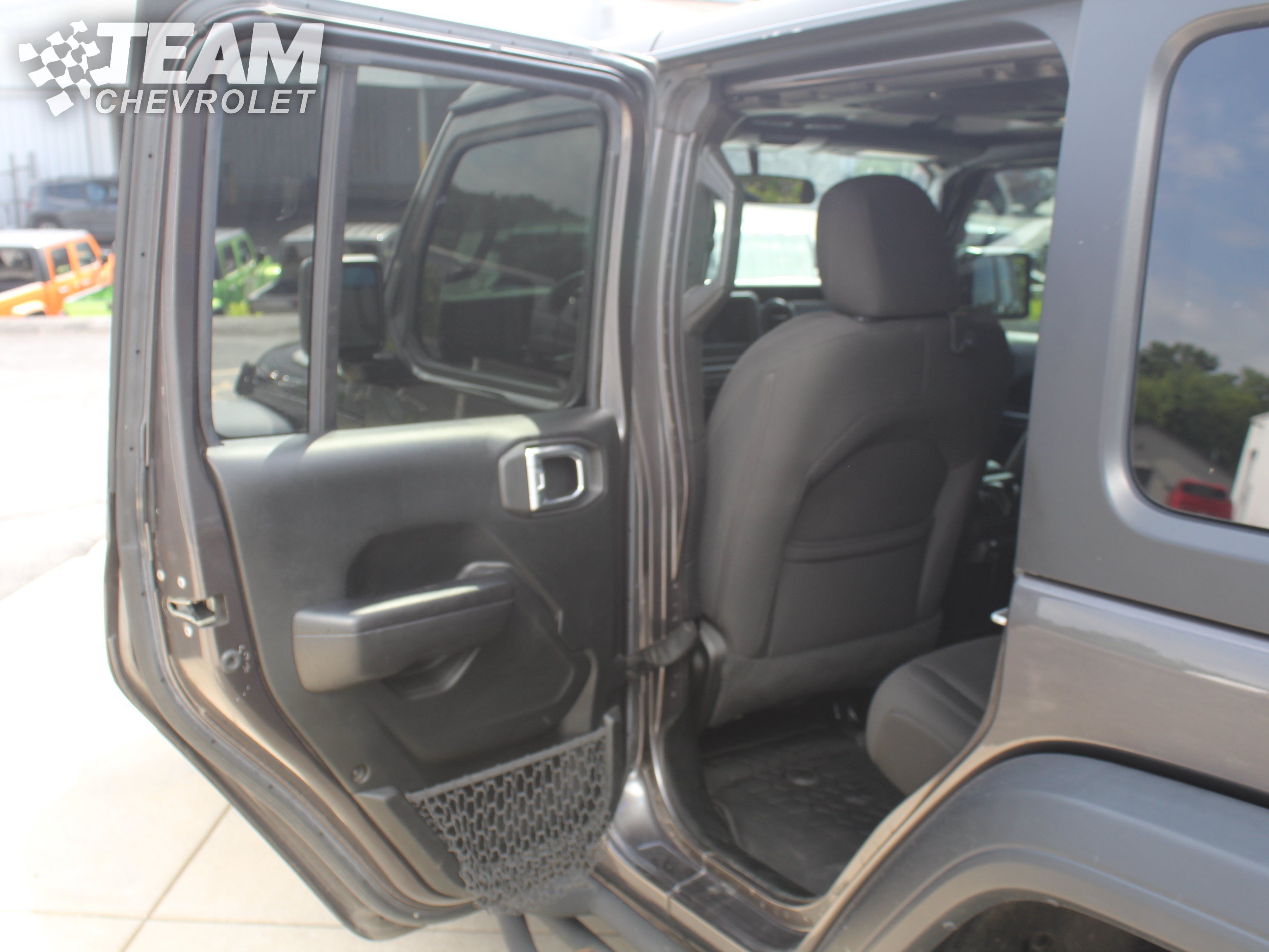 Used 2021 Gray Jeep Sport Altitude 4x4 image 21