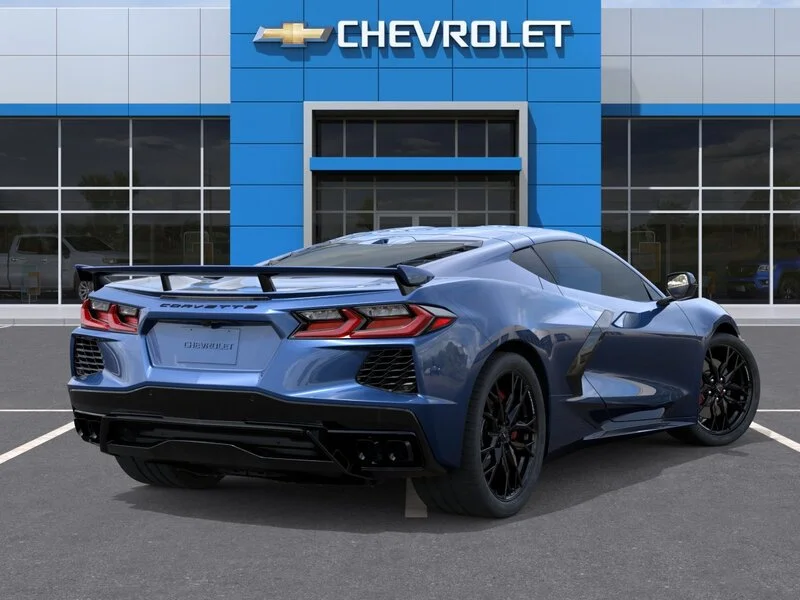 New 2027 Admiral Blue Metallic Chevrolet 2LT image 4