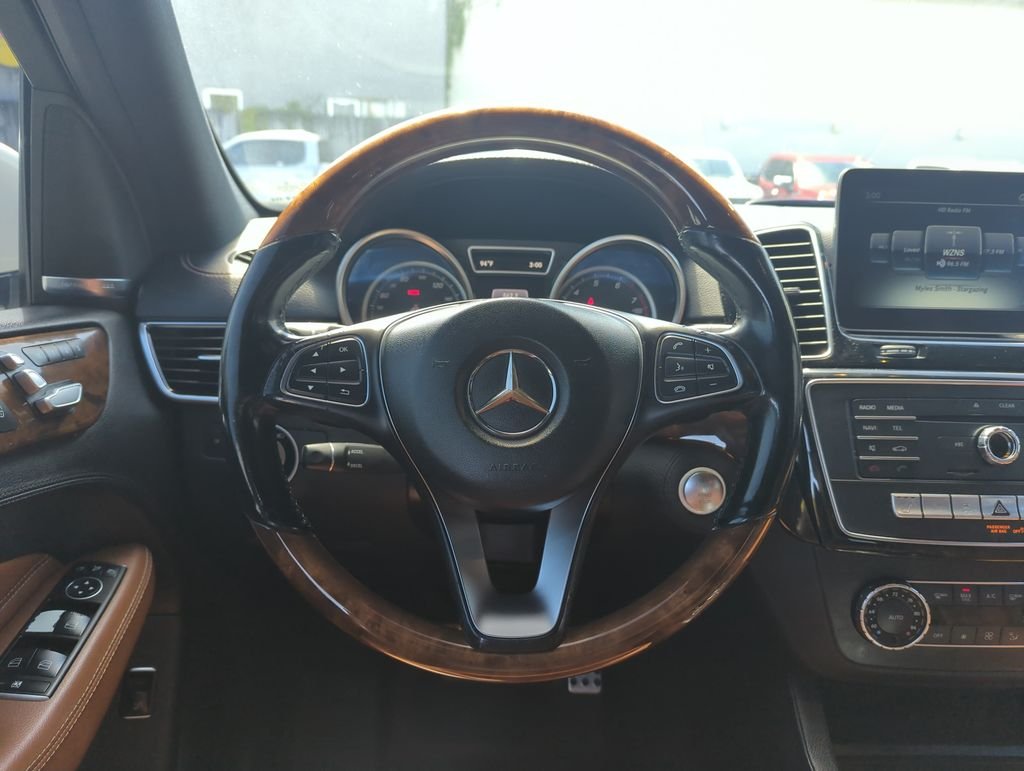 Used 2016  Mercedes-Benz GLE 400 image 16