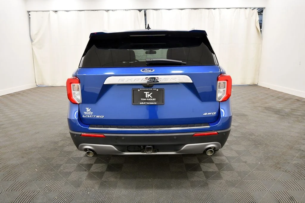Used 2022 Blue Ford Limited image 6