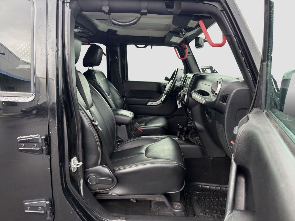 Used 2016 Black Jeep Unlimited Rubicon image 26