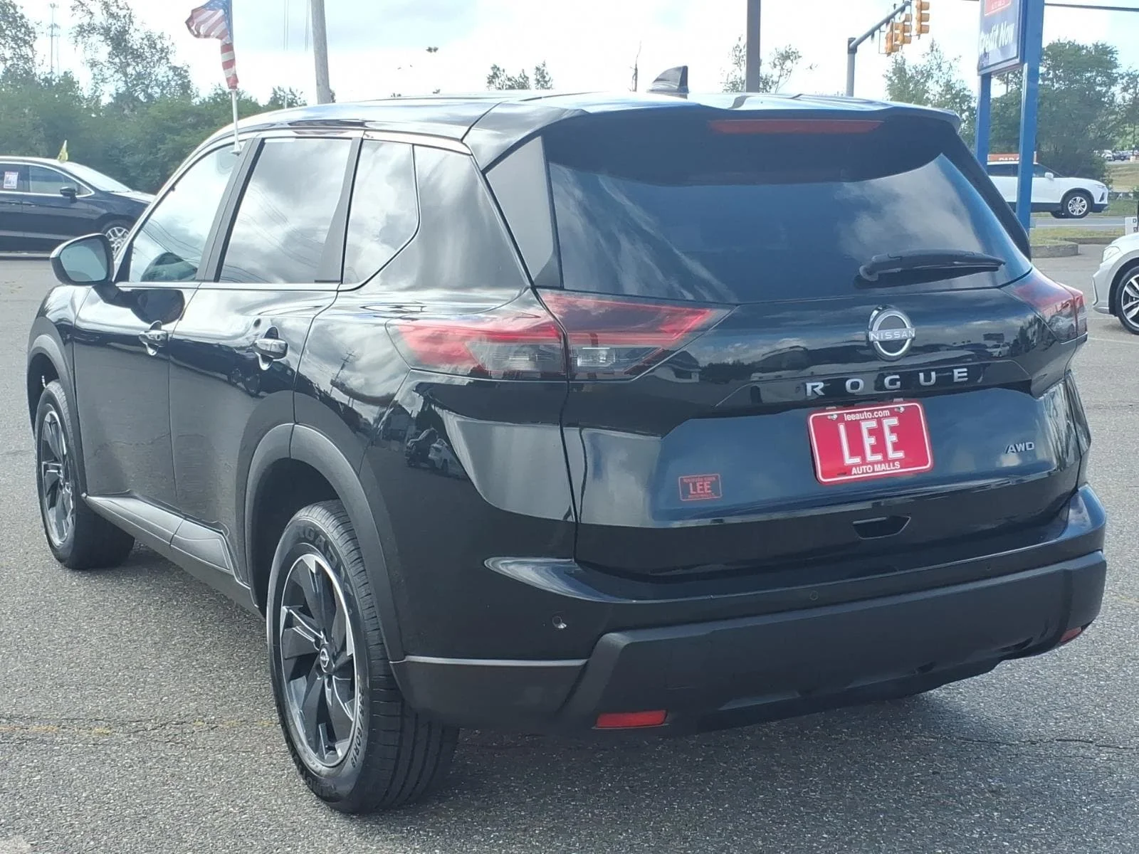Used 2025 Super Black Nissan SV image 6