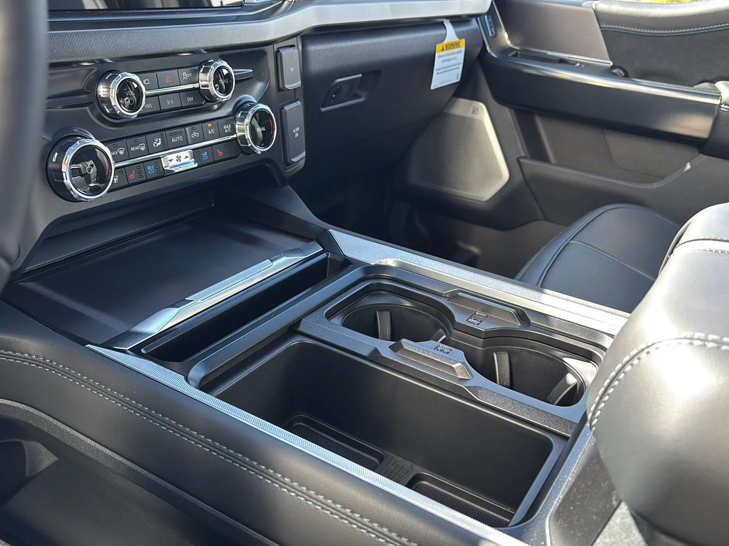 New 2026 Agate Black Metallic Ford F-350® Platinum® image 19