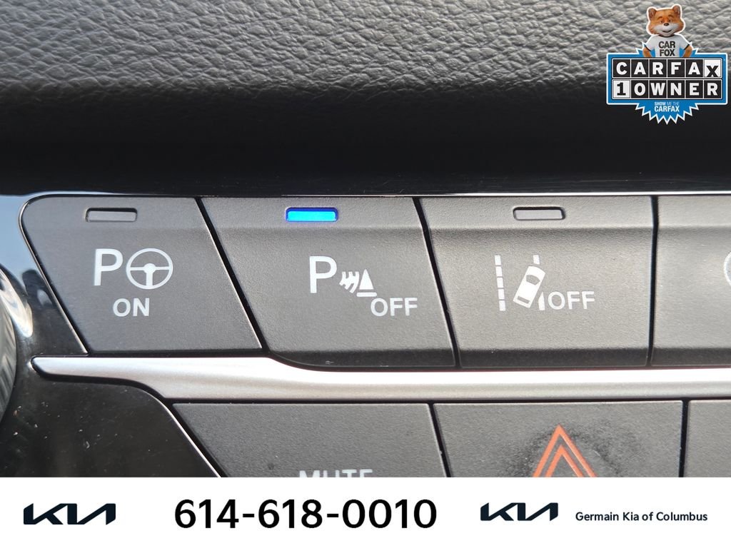 Used 2020 Black Chrysler Touring image 29