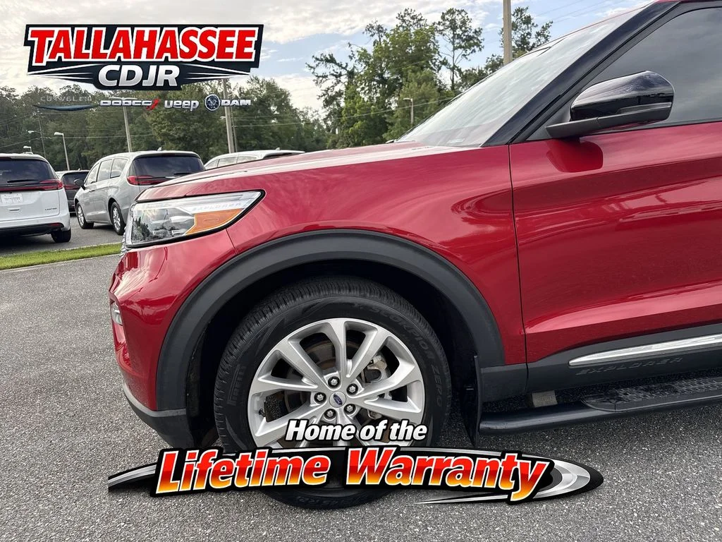 Used 2023 Red Metallic Ford Platinum image 13