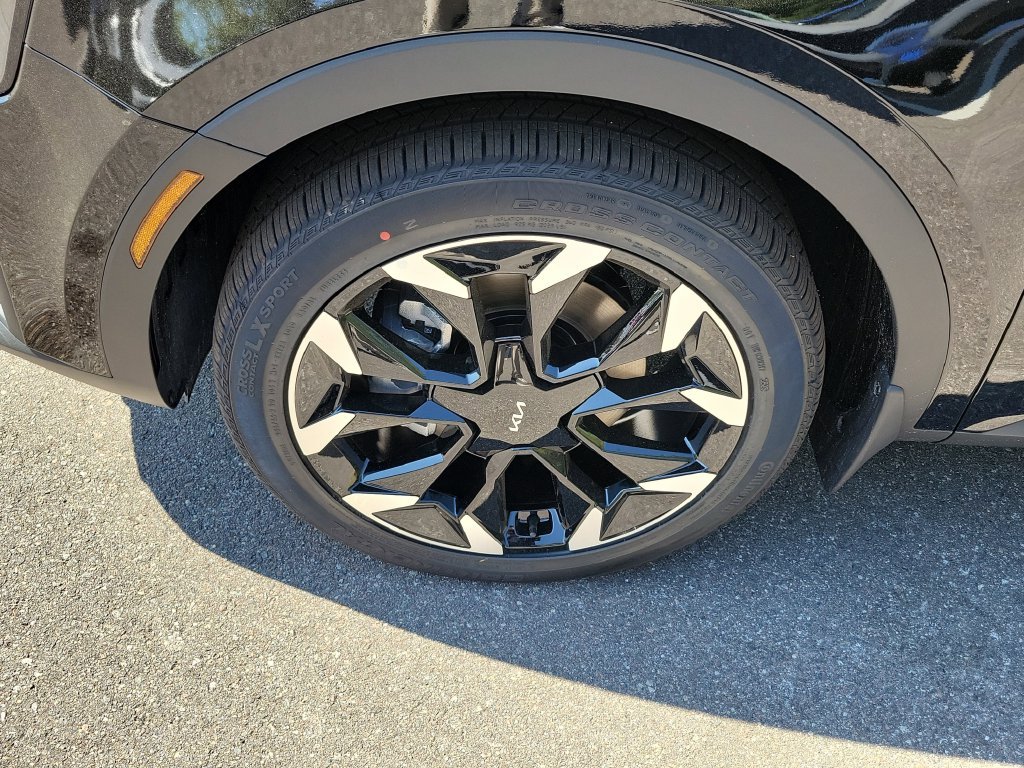 New 2026 Ebony Black Kia EX image 39