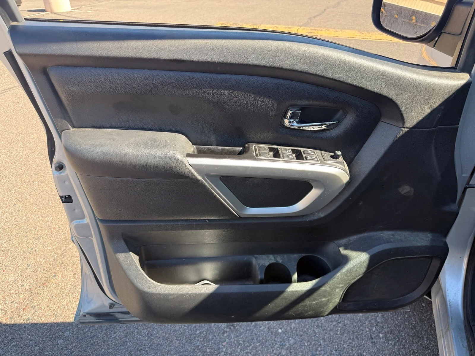 Used 2019 Brilliant Silver Nissan SV image 14