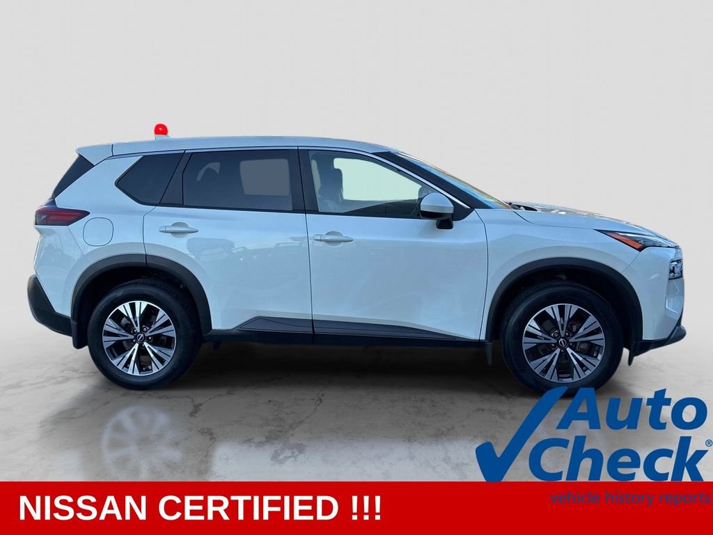 Used 2023 White Nissan SV image 8