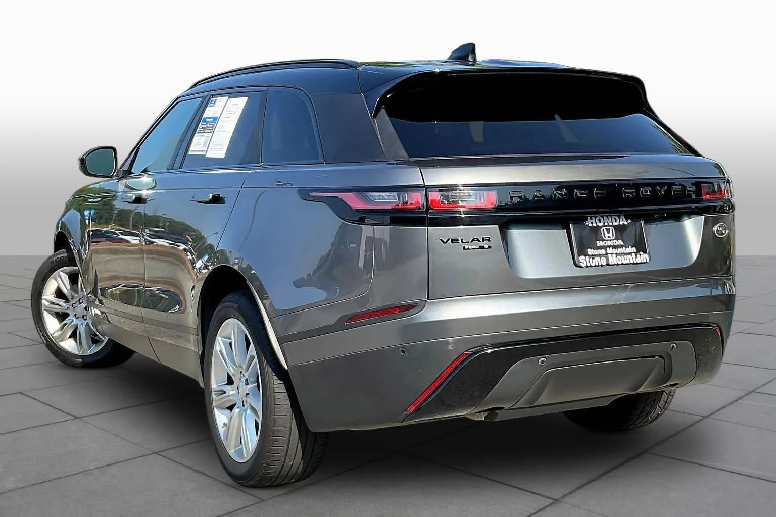 Used 2019 Corris Grey Metallic Land Rover S image 12