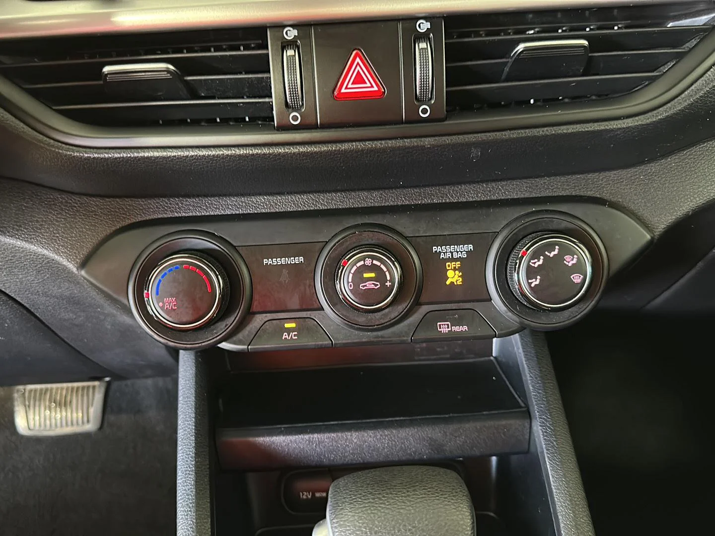 Used 2021 Deep Sea Blue Kia LXS image 18
