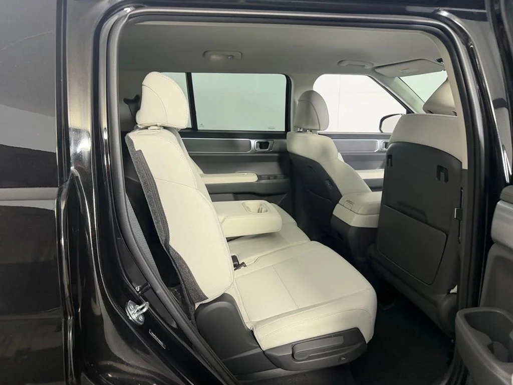 Certified Used 2026 Black Hyundai SE image 29