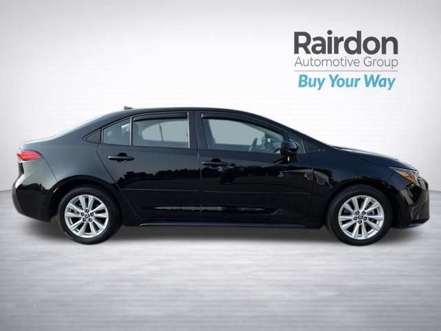 Used 2024 Midnight Black Metallic Toyota LE image 8