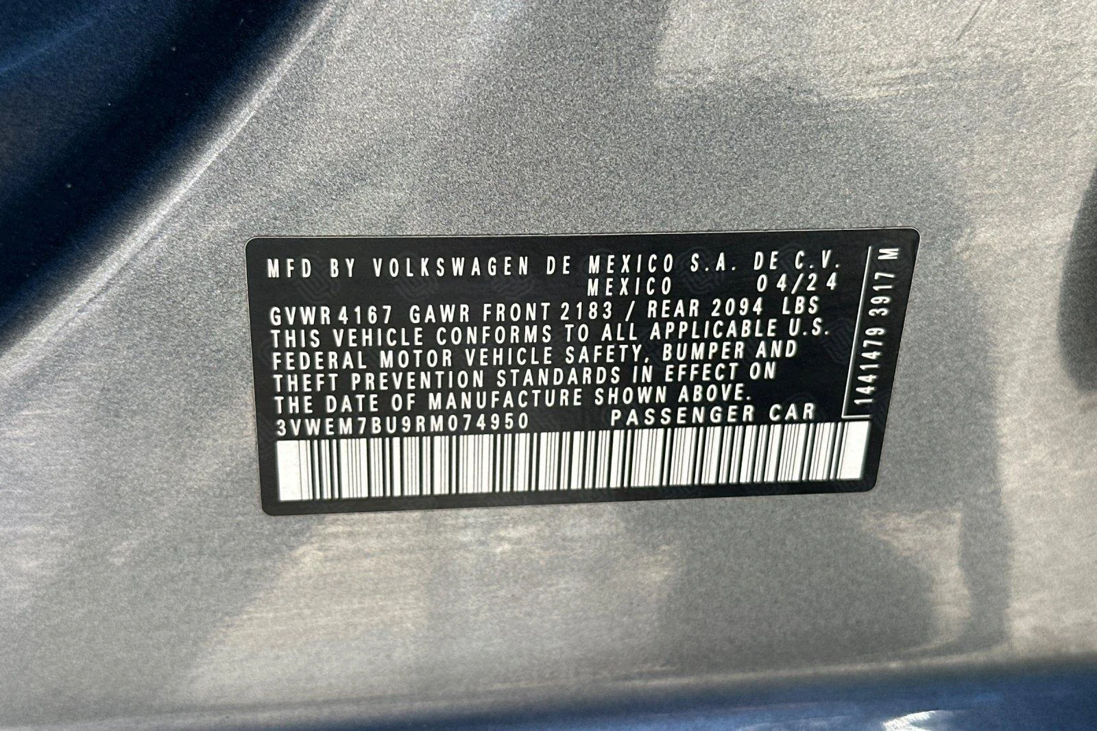 Used 2024 Platinum Gray Metallic Volkswagen SE image 27